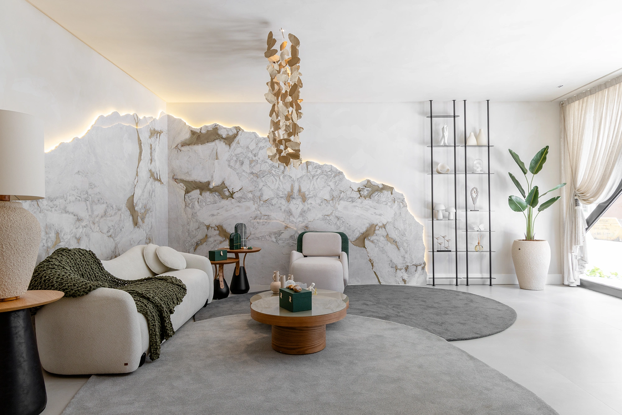 HORIZON PALACE - APTO 1301 - MOBILIADO