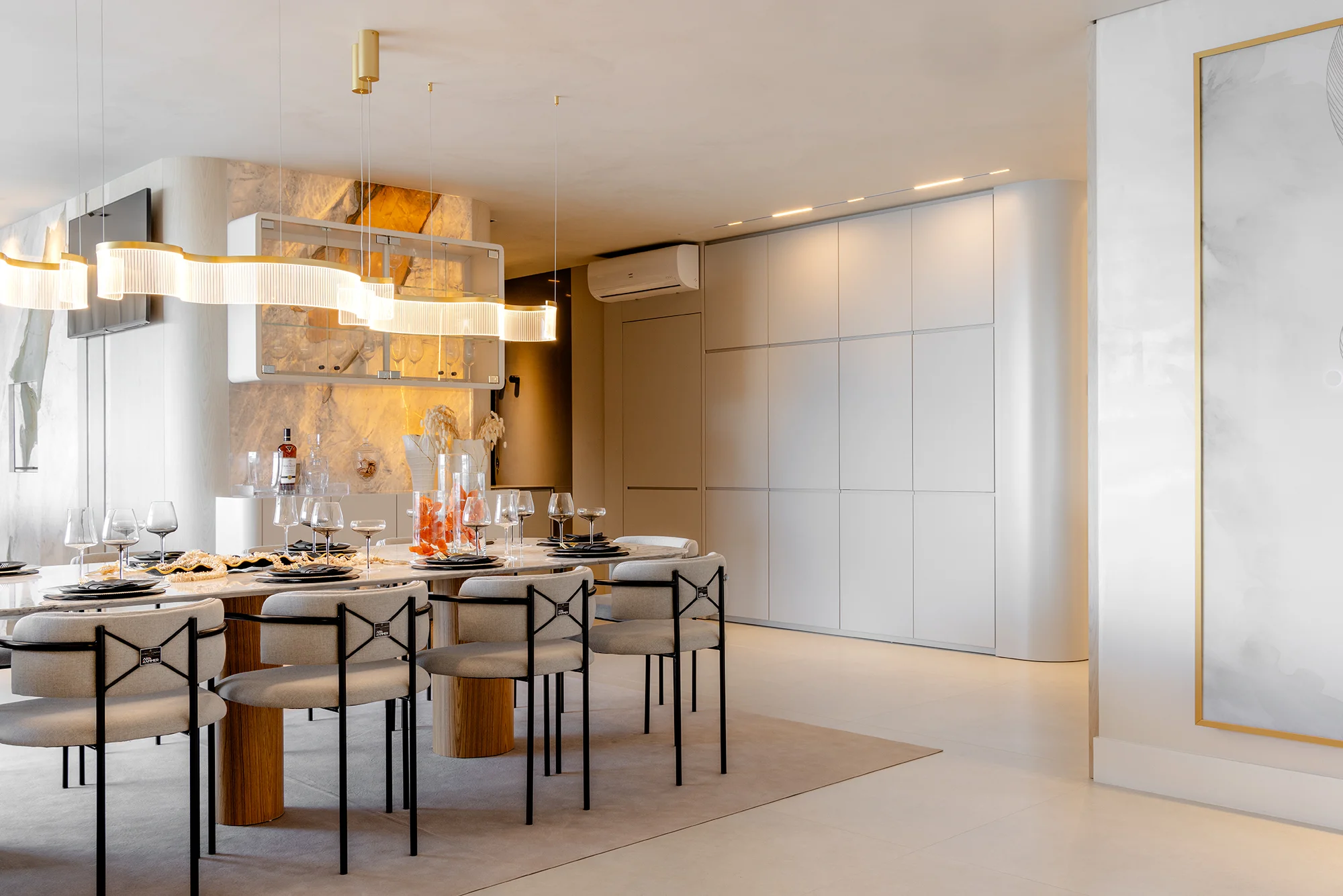 HORIZON PALACE - APTO 1301 - MOBILIADO