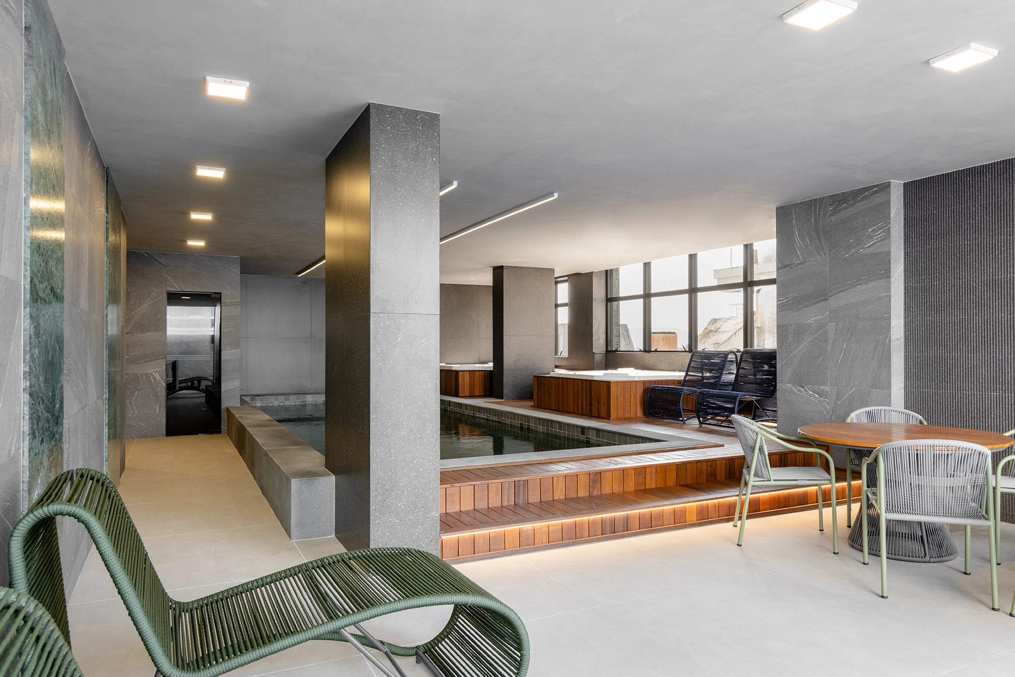 HORIZON PALACE - APTO 1301 - MOBILIADO