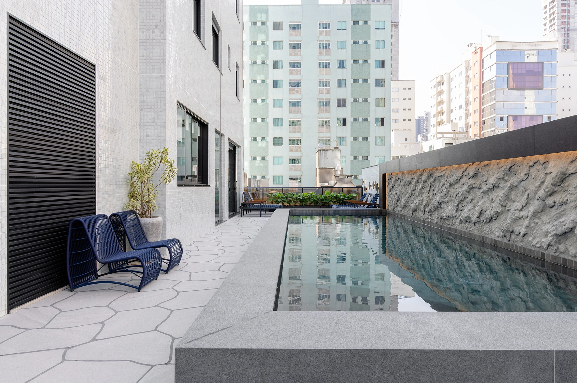 HORIZON PALACE - APTO 1301 - MOBILIADO