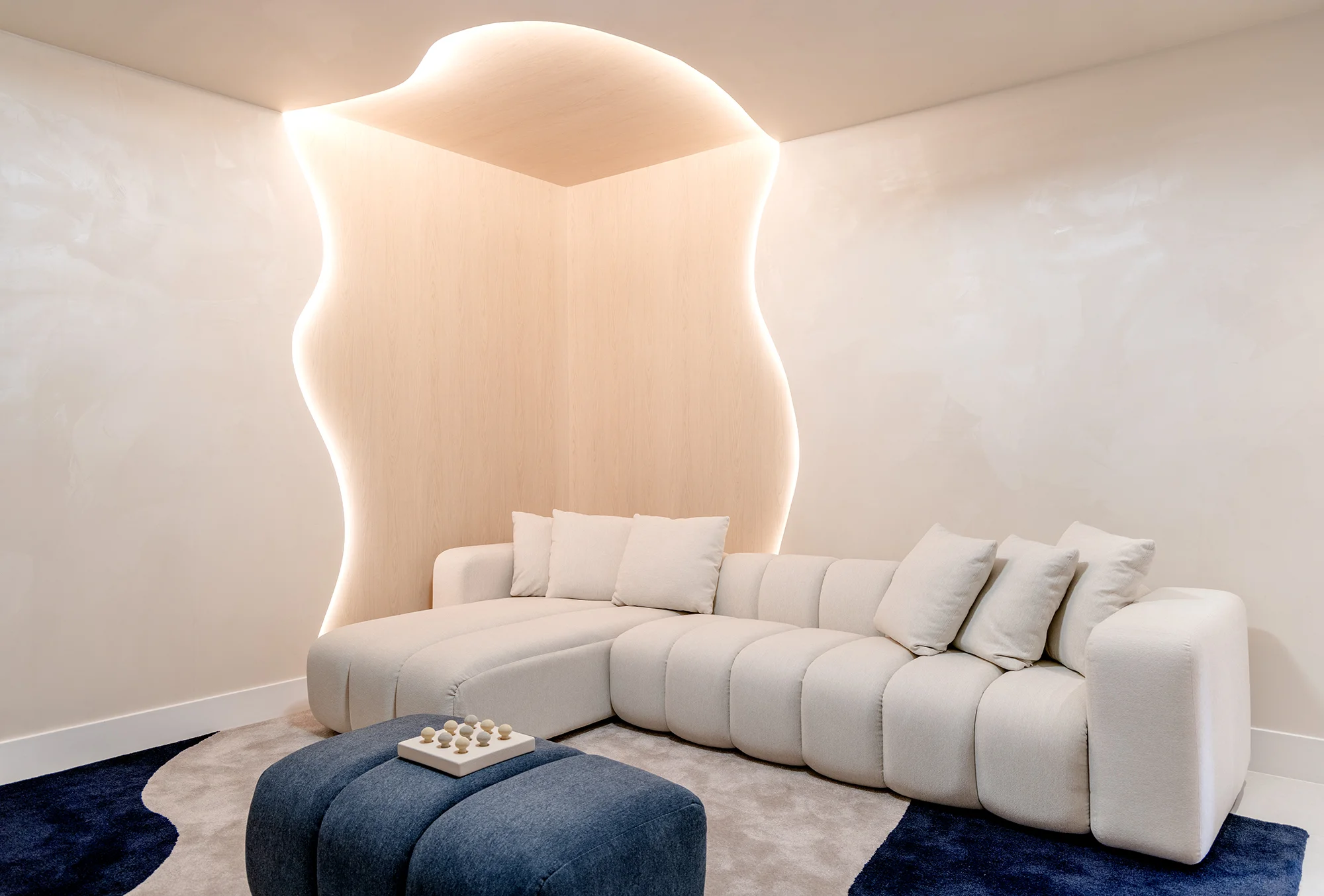 HORIZON PALACE - APTO 1301 - MOBILIADO