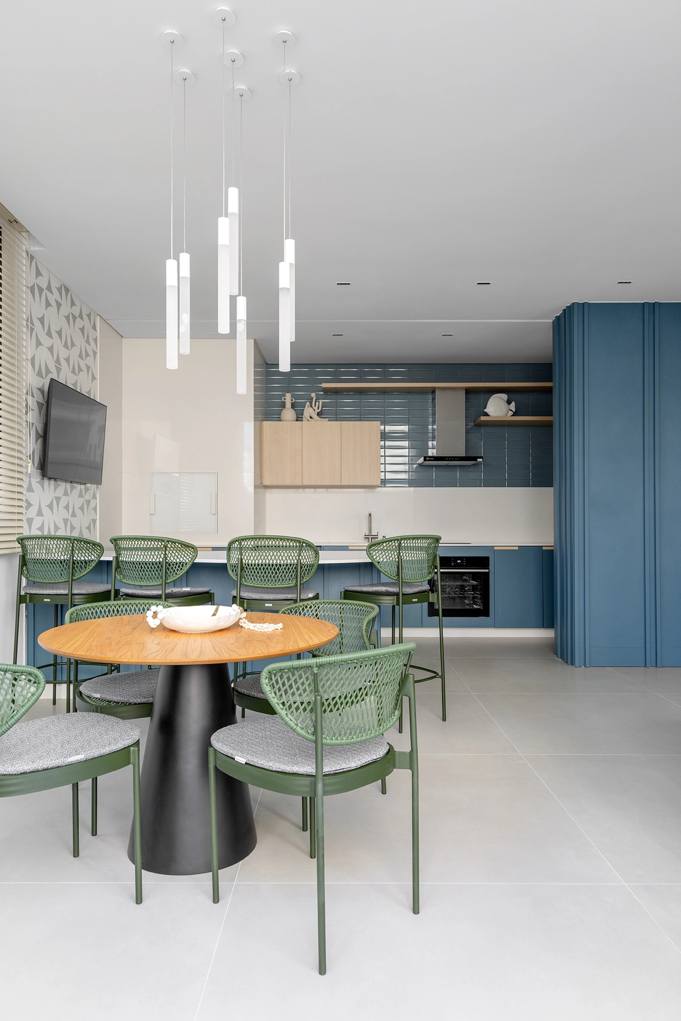 HORIZON PALACE - APTO 1301 - MOBILIADO