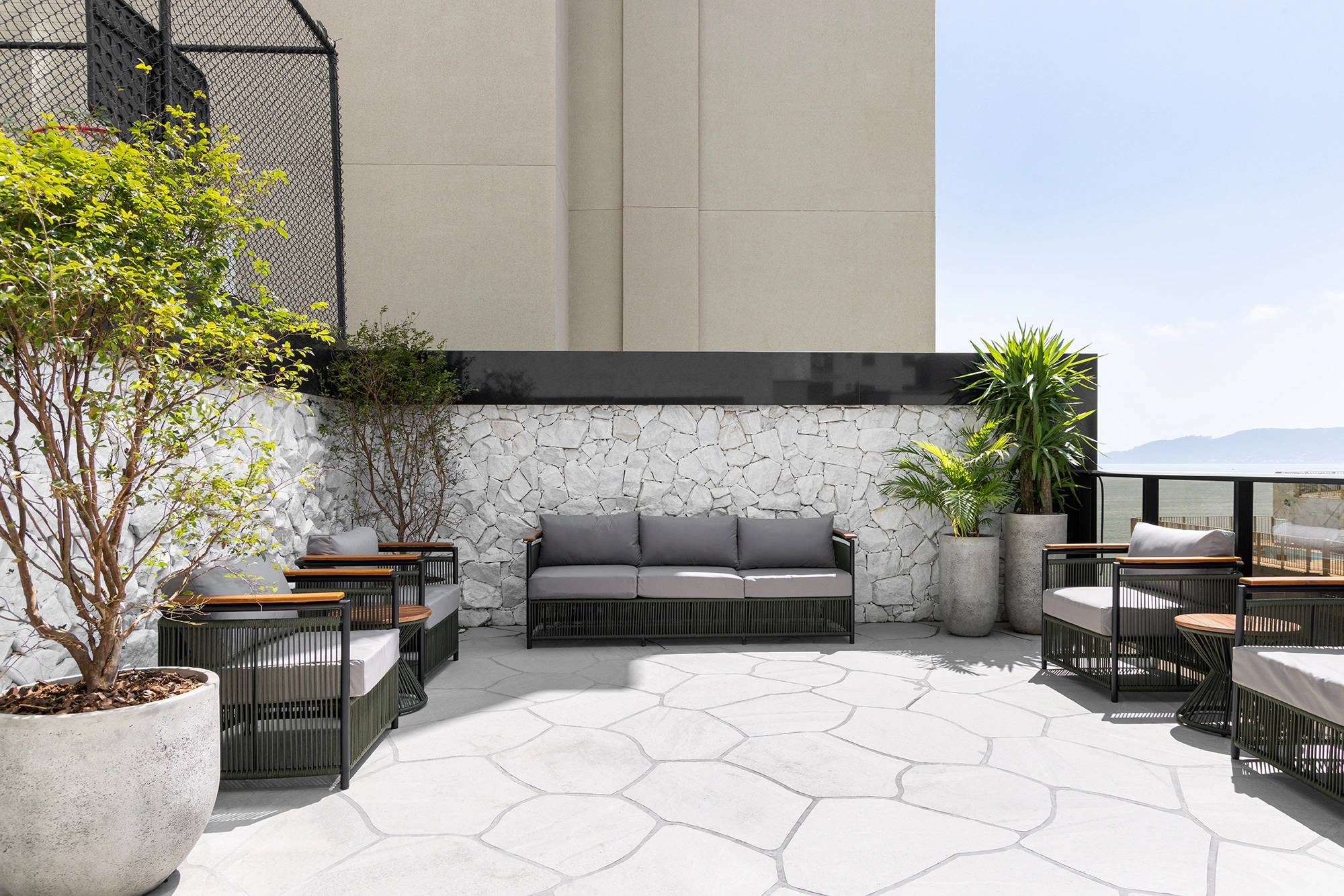 HORIZON PALACE - APTO 1301 - MOBILIADO