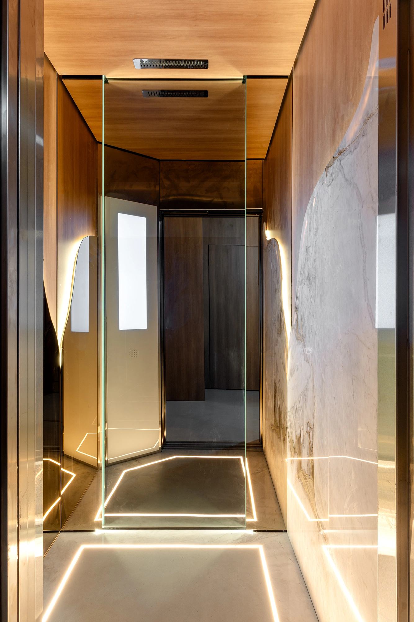 HORIZON PALACE - APTO 1301 - MOBILIADO
