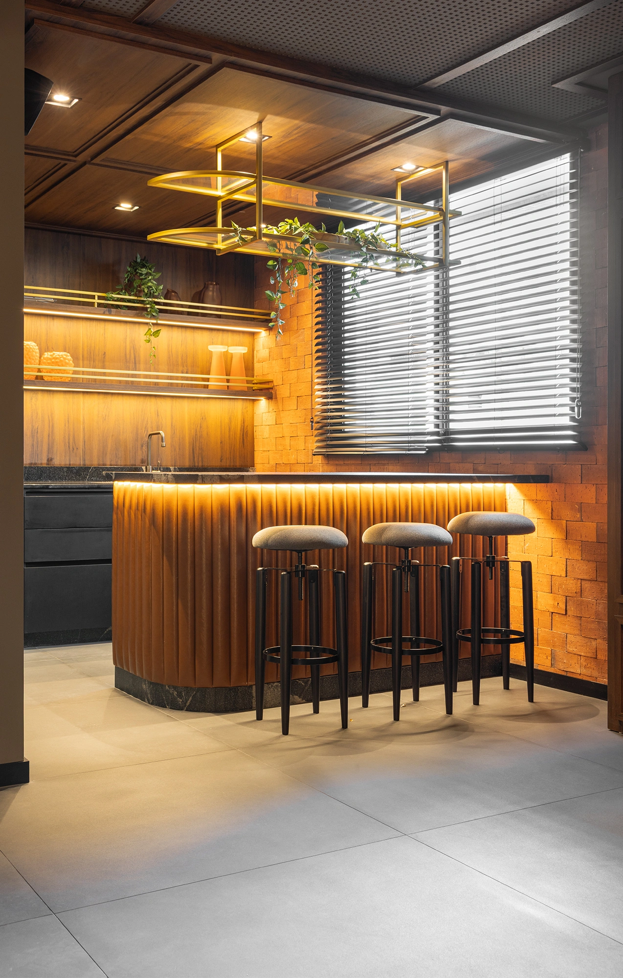 HORIZON PALACE - APTO 1301 - MOBILIADO